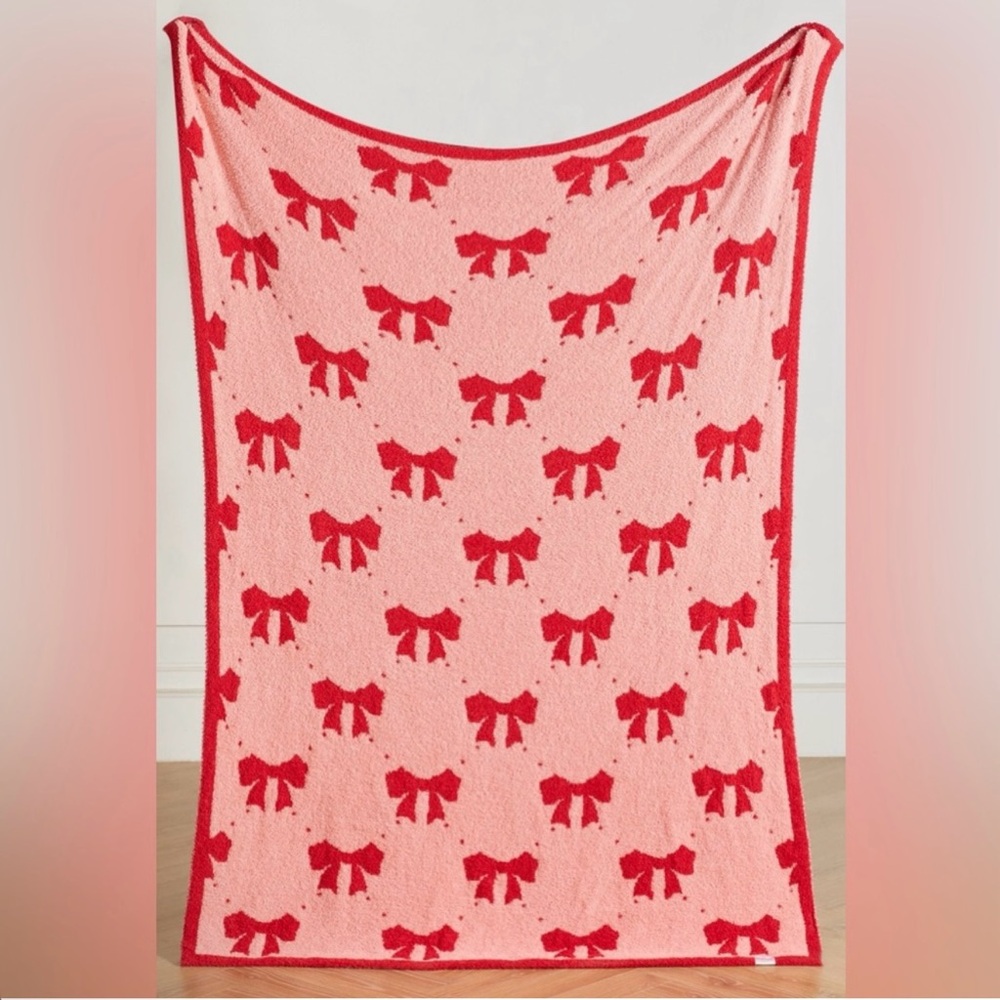 NEW Red and Pink Lux Bow Throw Blanket!!